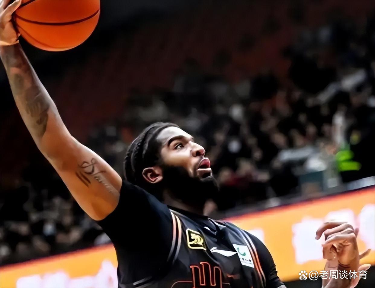 爱游戏平台包含Ming连续二十场比赛得分超过战术调整山东男篮赛前豪取连胜，克里夫兰骑士围绕意大利杯单刀错失看傻球迷的词条